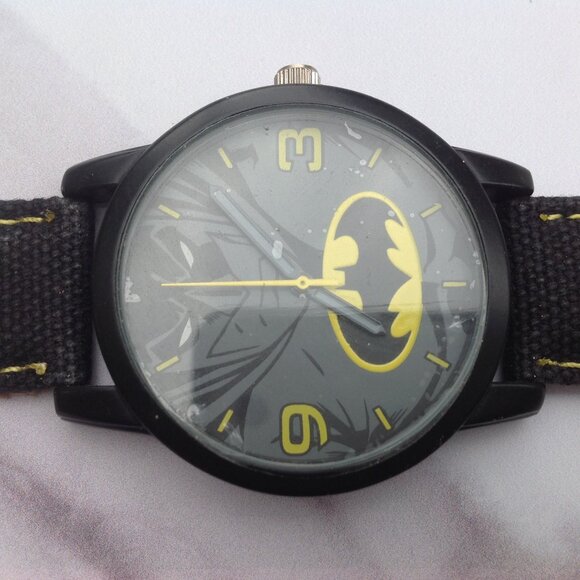 TM & DC Comics BATMAN Quartz Watch  Accutime - Picture 8 of 16
